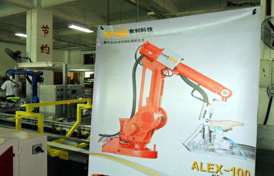 Sapata totalmente automático que faz a linha de produção