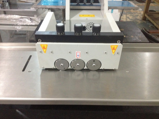 Três espessura do equipamento 0.6mm-3.0mm do PWB Depaneling da máquina de corte do sulco de V